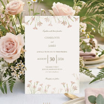 Elegant minimalist rosabrudenhet med vilda blommor