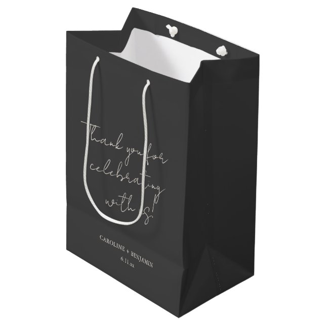 Elegant minimalist svart script bröllop anpassad (Framsidan Vinklad)
