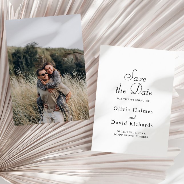 Elegant Minimalistisk Anpassningsbar Foto Spara da Datumet (Elegant Minimalist Custom Photo Save the Date Card on a sunny neutral dry palm leaf.)