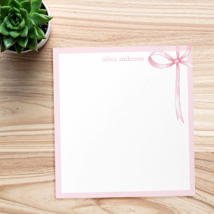 Elegant Minimalistisk Rosa Bow Monogram Anteckningsblock