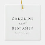 Elegant Minimalistisk svartvit kalligrafi Bröllop Julgransprydnad Keramik<br><div class="desc">Anpassningsbar Elegant Minimalistisk svartvit kalligrafi Bröllop keramisk dekoration</div>