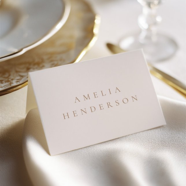 Elegant Minimalistiskt ivorianskt vykort Bröllop Bordsnummer (Elegant Minimalist Ivory Taupe Wedding Place Card)