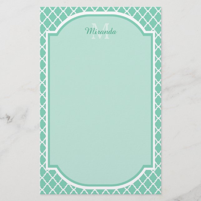Elegant MintgröntQuatrefoil Monogram med namn Brevpapper (Framsida)