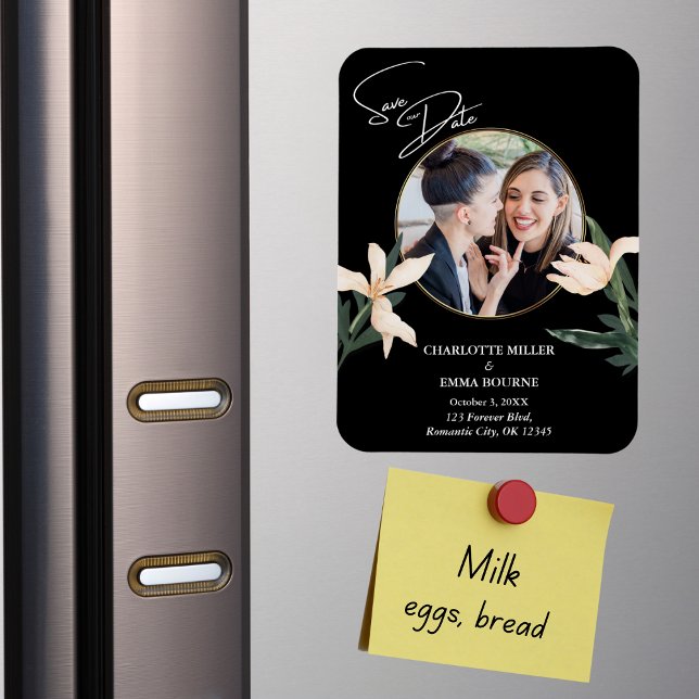Elegant Modern Blommig Foto Bröllop Spara Datum Magnet (Skapare uppladdad)