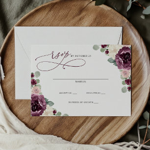 Elegant Modern botaniskt plommon Floral Wedding OSA Kort