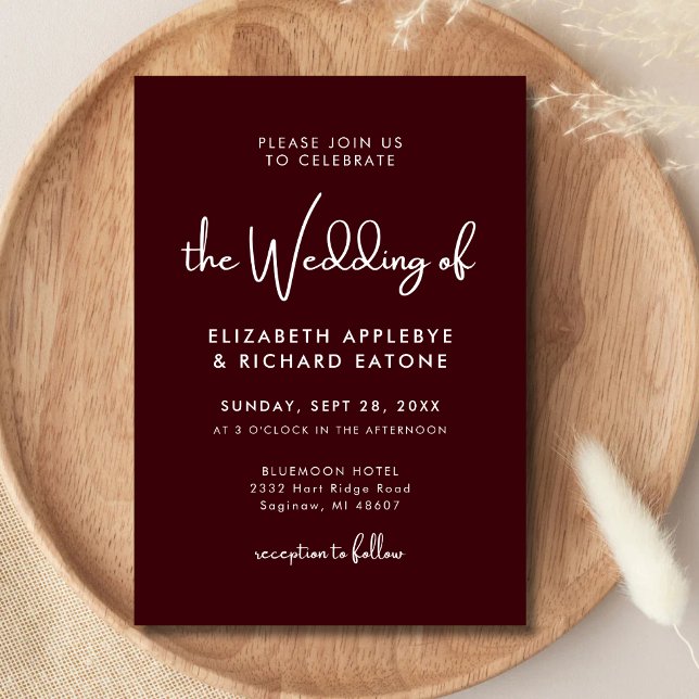 Elegant & Modern Burgunder Röd Bröllop Inbjudningar (Elegant modern burgundy wedding invitation sets a romantic tone with a refined, timeless feel.)