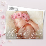 Elegant Modern Calligraphy Nyfödd bebis Tack Vykort<br><div class="desc">Modern Elegant Calligraphy Nyfödd bebis Photo Tack Postcard</div>