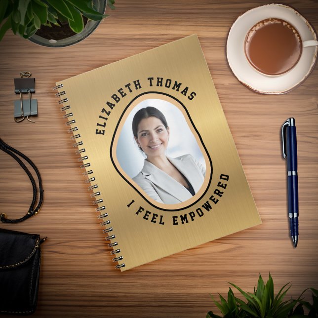 Elegant Modern Foto Guld Svart Smart Citat  Anteckningsbok (Elegant Modern Photo Gold Black Smart Saying Notebook is great to use everyday at school or home. )