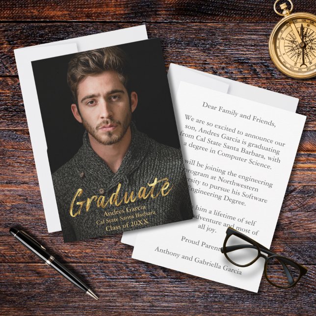 Elegant Modern Guld Text Overlay Student Photo Meddelande (Skapare uppladdad)
