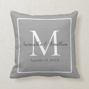 Elegant Modern Monogram Chic Grått Bröllop Keepsak Kudde