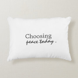 Elegant modern motivational quote Accent Pillow Prydnadskudde