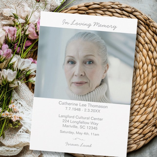 Elegant Modern Photo In Loving Memory Funeral Inbjudningar (Elegant Modern Photo In Loving Memory Funeral Invitation)