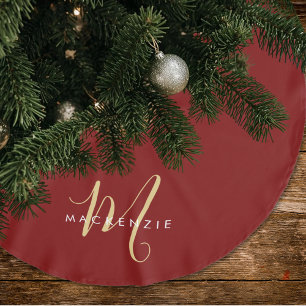 Elegant Modern Röd Guld Script Monogram Julgransmatta Borstad Polyester