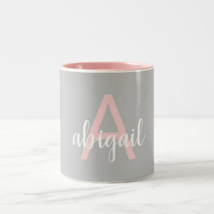 Elegant Modern Rosa Grått Monogram Namn Två-Tonad Mugg