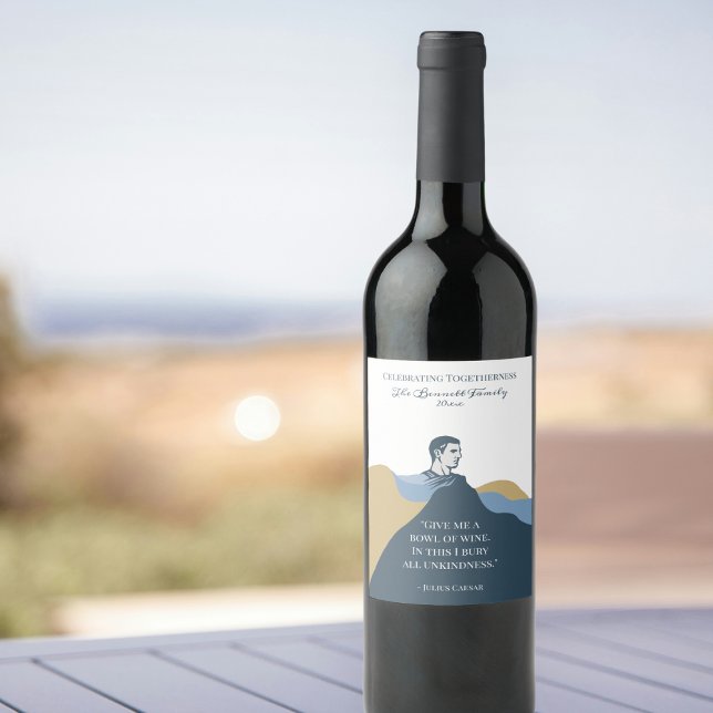 Elegant Modern Script Anpassningsbar Färg Vinflaska Etikett (Skapare uppladdad)