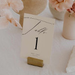 Elegant Modern Script Bröllop Bordsnummer<br><div class="desc">De här lyxa bordsnumren i bröllop har kalligrafi för elegant för förhöjt utseende. Anpassa den med namn och bröllop eller med händelsemedatum. Det du ändrar på den ena sidan uppdateras automatiskt på den andra. Ta en titt på andra artiklar i den här Charlotte-samlingen för att få ett sammanhängande utseende.</div>