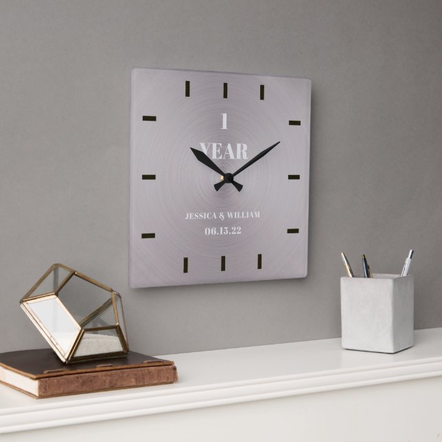 Elegant Modern Simple Bröllop-årsdag Keepsak Fyrkantig Klocka (Kontor)