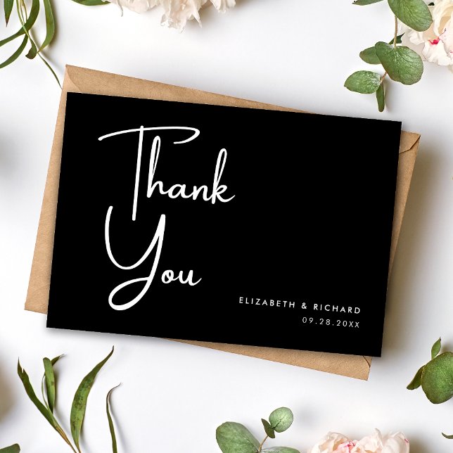Elegant & Modern Svart och Vitt Bröllop Tack Kort (Elegant modern black and white thank you card shares your gratitude with timeless style)