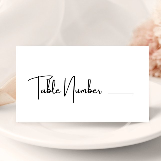 Elegant Modern Svart och Vitt Bröllopsplatskort Kort (Elegant modern black and white place card adds style while guiding guests to their seats)