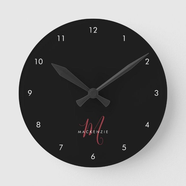 Elegant modern svart röd scriptmonogram rund klocka (Framsida)
