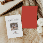 Elegant modern traditionell röd båge multifoto julkort<br><div class="desc">Elegant modernt bildkort för röd båge med flera skript och serif typography God jul Helgdag.</div>