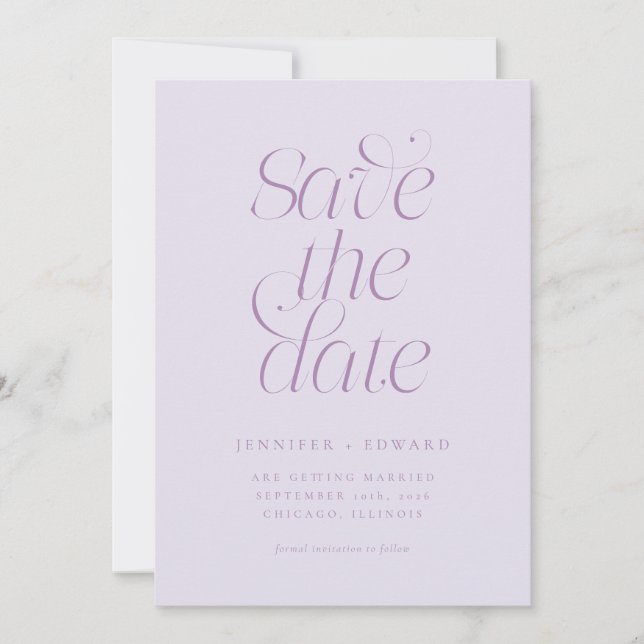 Elegant Modern Typografi Lila Bröllop Spara Datumet (Framsida)