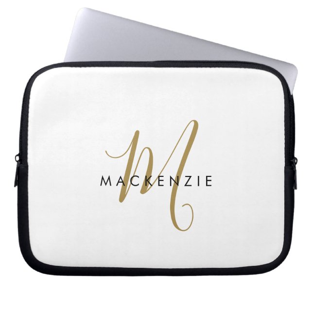 Elegant Modern Vitguld Script Monogram Laptop Fodral (Framsidan)