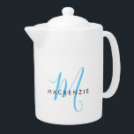 Elegant Modern White Himlar Blue Script Monogram<br><div class="desc">Elegant Modern White Himlar Blue Script Monogram-tekanna. Ett himlar-blått skript av elegant monogram i kombination med ett rent svart smekif-teckensnitt gör att contemporaryn ser ut.</div>