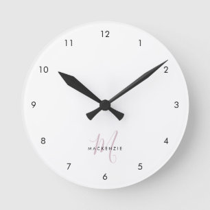 Elegant Modern White Rosa Script Monogram Rund Klocka