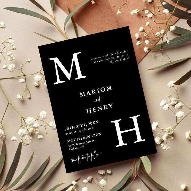 Elegant Modernt Monogram Initial Svart Vitt Bröllo Inbjudningar (Chic black and white monogram invitation adds personalized elegance to your wedding day)