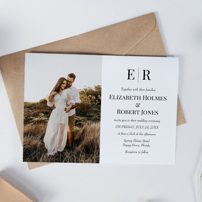 Elegant Monogram Anpassningsbar Photo Bröllop Inbjudningar (Elegant Monogram Custom Photo Wedding Invitation on boho table)