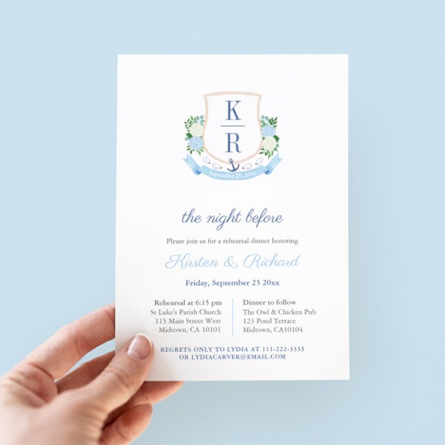 Elegant Monogram Bröllopsrepetition Middag Inbjudningar (This elegant coastal-inspired rehearsal dinner invitation features a hand painted watercolor crest)