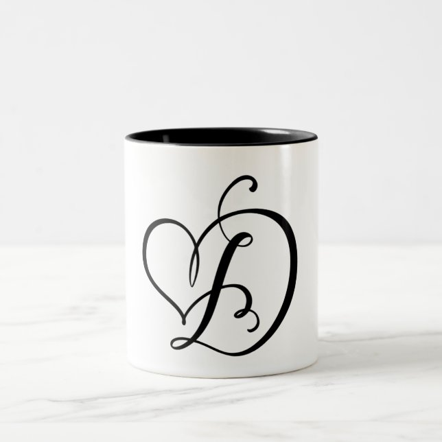 ELEGANT MONOGRAM FÄRG BLACK BREV ’D’ Två-Tonad MUGG (Center)