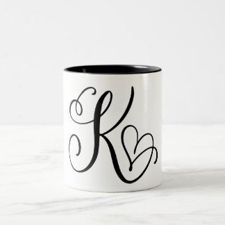 ELEGANT MONOGRAM FÄRG BLACK BREV ’K’ Två-Tonad MUGG