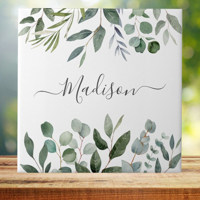 Elegant Monogram Grönt Eucalyptus Tropical Löv Kakelplatta (Close up)