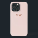 Elegant monogram initialer minimalistisk rosa<br><div class="desc">Elegantens eget namn eller initialer rosa i monogram fast färg lårinfritt iphone case. Minimalistisk, enkel, modern utformning av snyggten. Dusty ro anpassade serif-text på rosa, fast bakgrund för färg.</div>