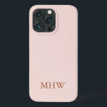 Elegant monogram initialer snyggt chic rosa<br><div class="desc">Elegantens eget namn eller initialer rosa i monogram fast färg lårinfritt iphone case. Minimalistisk, enkel, modern utformning av snyggten. Dusty ro anpassade serif-text på rosa, fast bakgrund för färg.</div>