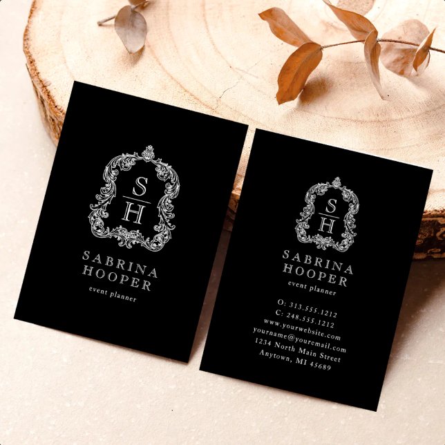 Elegant Monogram-krön Event Planner Svart Vitt Visitkort (Skapare uppladdad)