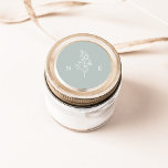 Elegant Monogram Löv Sage Grönt Bröllop Runt Klistermärke<br><div class="desc">Bröllop-dekal för lätt dammig grönt med ett minsta löv-monogramutformat konsthantverk.</div>