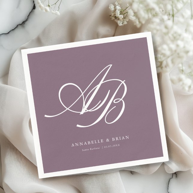 Elegant Monogram Plommon Bröllop  Pappersservett (Elegant Monogram Plum Wedding Napkins)