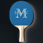 Elegant Monogram Teal White Första Namn Pingisracket<br><div class="desc">Den här vackra och sofistikerade designen har en unik multipla färg-stil för Monogram och First Namn - titta noga och se själv. Det är en del av det som gör detta nästan till en sorts gåva - för dig själv eller som en speciell gåva. Alla designfrågor eller speciella förfrågningar, bara...</div>