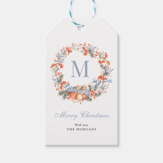 Elegant monogramkrans i dammig blå jul presentetikett (Framsidan)