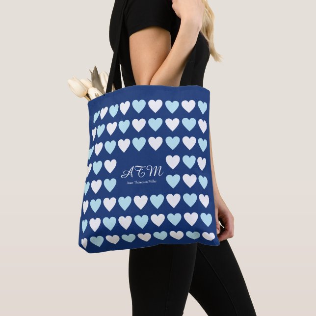 Elegant Monogrammed blå totepåse med hjärta Tygkasse (Närbild)