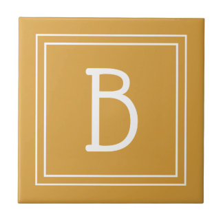 Elegant Monogrammerad Guldfärgad Gul & Vit Initial Kakelplatta
