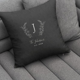 Elegant monogrammerad svart och vit namn kudde