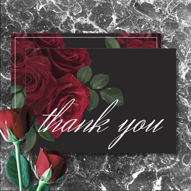Elegant Moody Blood Röd ros Blommigt Bröllop Tack Kort (Elegant Moody Blood Red Roses Floral Wedding Thank You Card)