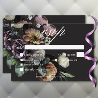 Elegant Moody Twilight Muted Blommigt Bröllop Midd