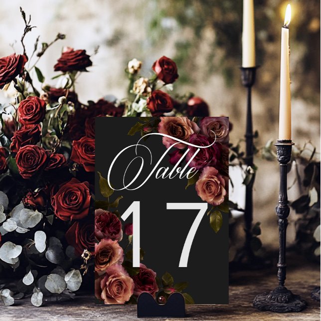 Elegant Moody utmatat rost och Burgundy Blommigt B Bordsnummer (Elegant Moody Muted Rust & Burgundy Floral Wedding Table Number Card)