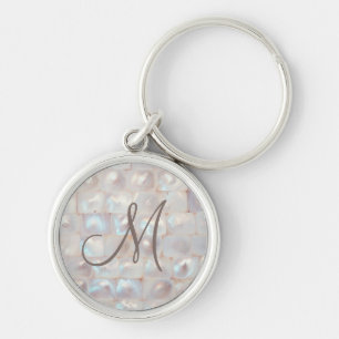 Elegant Mor i Pearl Monogrammed Keychain Rund Silverfärgad Nyckelring