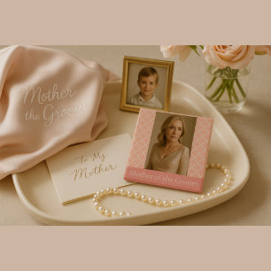 Elegant Mor vid Rosan i groom Coral Knapp